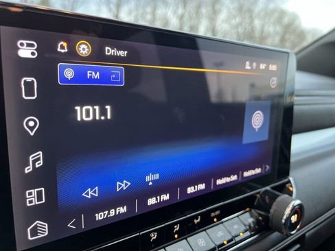 Used 2023 Chevrolet Colorado LT w/ LT Convenience Package image 13