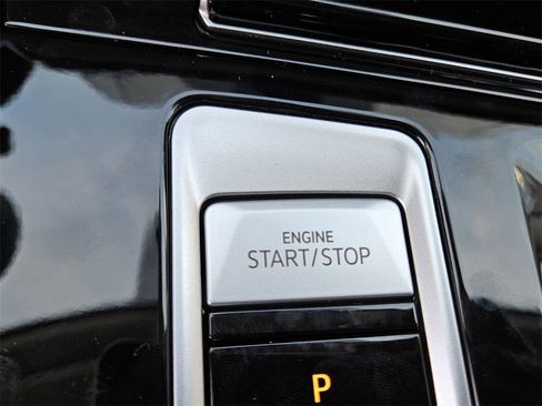 New 2026 Volkswagen Atlas Peak Edition image 36