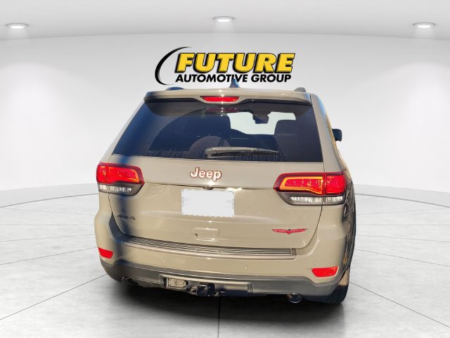 Used 2019 Jeep Grand Cherokee Trailhawk AWD/4WD image 4