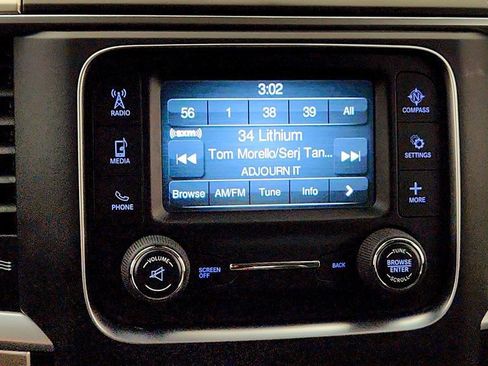 Used 2019 RAM 1500 Classic SLT AWD/4WD image 19