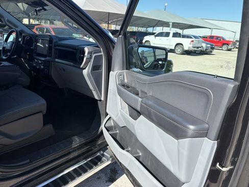 Used 2025 Ford F150 XLT w/ Equipment Group 301A Standard RWD image 22