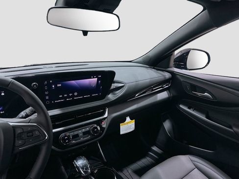 New 2026 Buick Envista Sport Touring w/ Convenience I Package FWD image 24