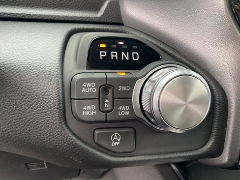 New 2026 RAM 1500 Laramie AWD/4WD image 8