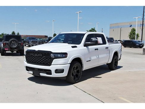 Used 2025 RAM 1500 Lone Star AWD/4WD image 3