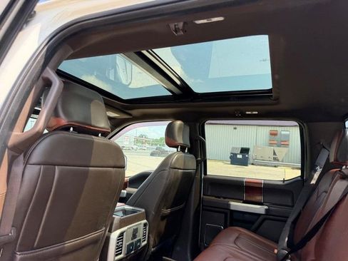 Used 2019 Ford F150 King Ranch w/ Equipment Group 601A Luxury AWD/4WD image 8