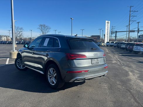 Used 2023 Audi Q5 2.0T Premium w/ Convenience Package image 6