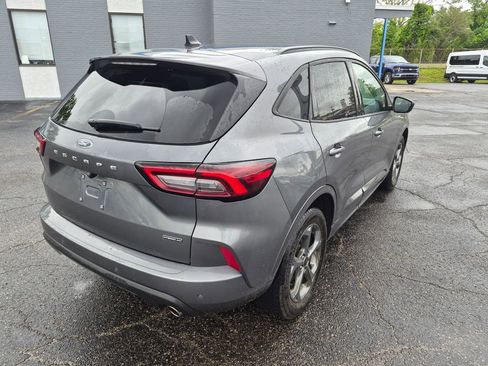 Used 2024 Ford Escape ST-Line Select w/ Tech Pack #1 AWD/4WD image 3