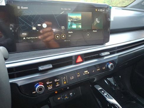 New 2026 Kia Sorento SX Prestige image 8