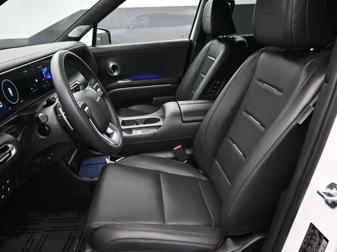 Used 2026 Hyundai Palisade Calligraphy image 10