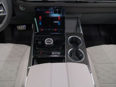 Used 2026 Cadillac Escalade V w/ LPO, ONYX Package image 66