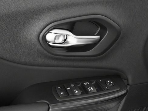 Used 2017 Jeep Cherokee High Altitude AWD/4WD image 23