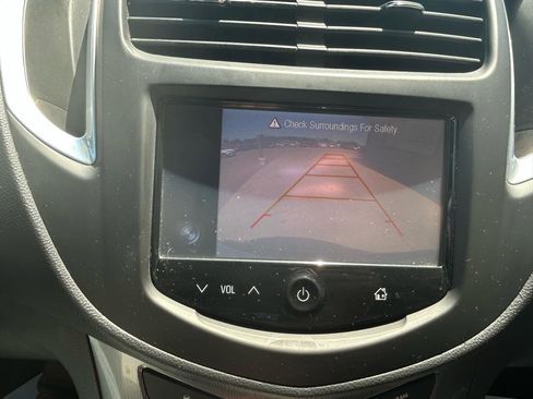 Used 2016 Chevrolet Trax LTZ w/ LPO, Cargo Package FWD image 23