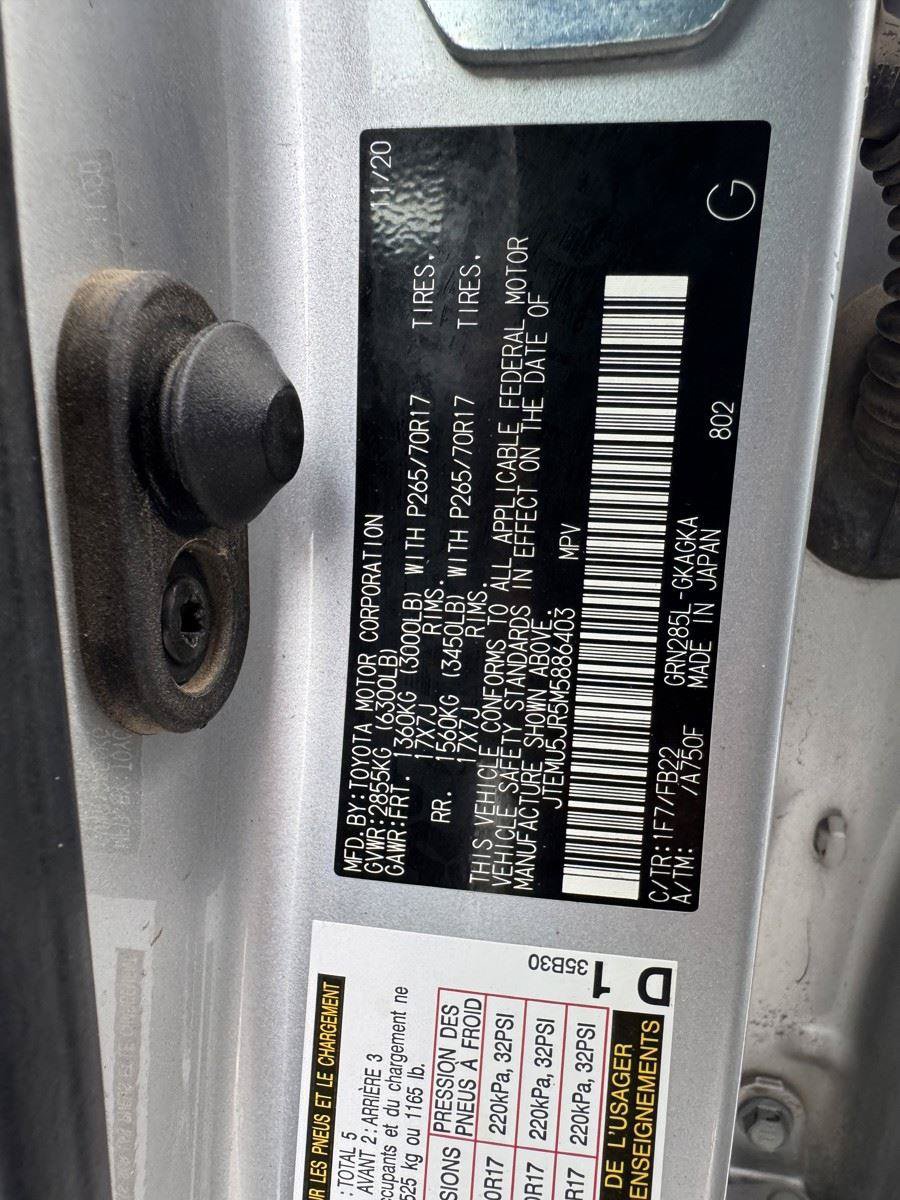 Used 2021 Toyota 4Runner SR5 AWD/4WD image 48