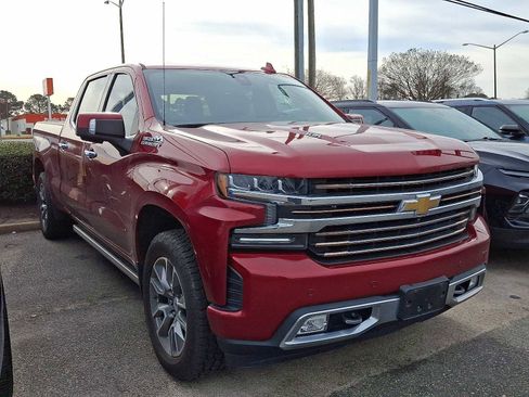 Used 2022 Chevrolet Silverado 1500 High Country w/ Technology Package image 2