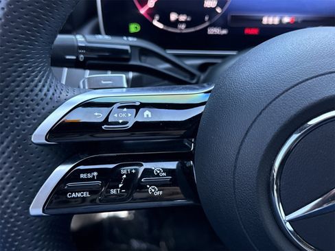 Used 2023 Mercedes-Benz C 300 Sedan image 15