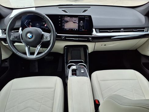 Used 2026 BMW X1 xDrive28i image 11