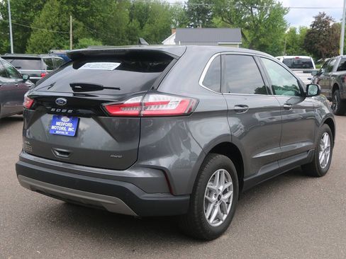 Certified 2023 Ford Edge SEL w/ Convenience Package AWD/4WD image 3