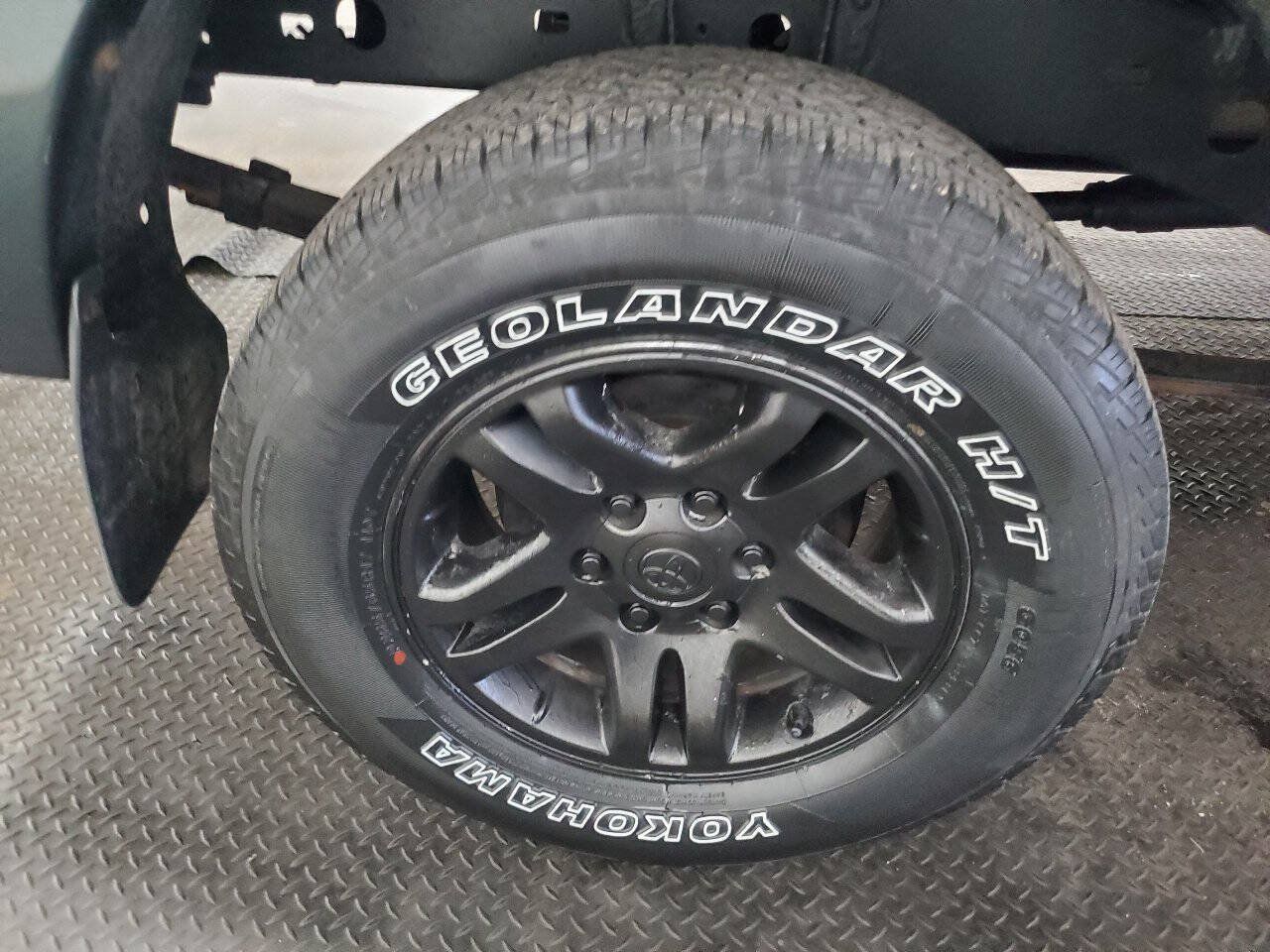 Used 2006 Toyota Tundra SR5 w/ All Weather Guard Pkg AWD/4WD image 19