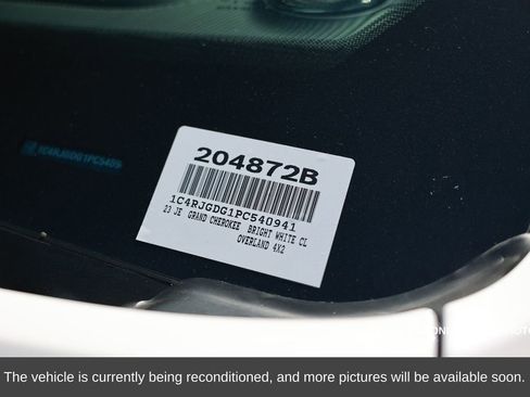 Used 2023 Jeep Grand Cherokee Overland w/ Rear Seat Video Group I image 39