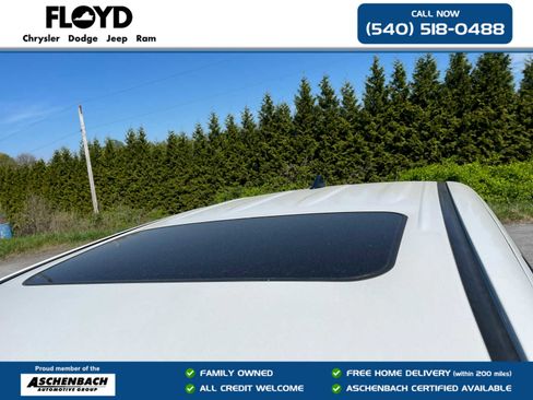 Used 2019 Toyota Tacoma TRD Off-Road image 9