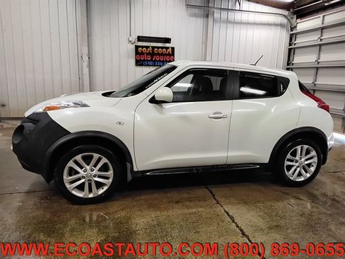 Used 2012 Nissan Juke SV AWD/4WD image 5