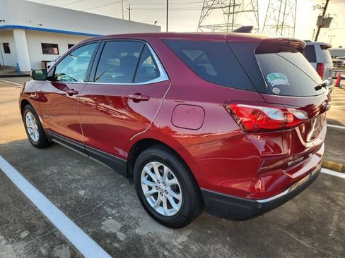 Used 2018 Chevrolet Equinox LT FWD image 4