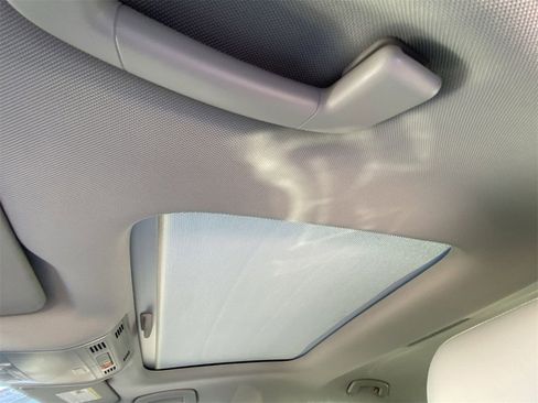 New 2026 Volkswagen Jetta SE image 18