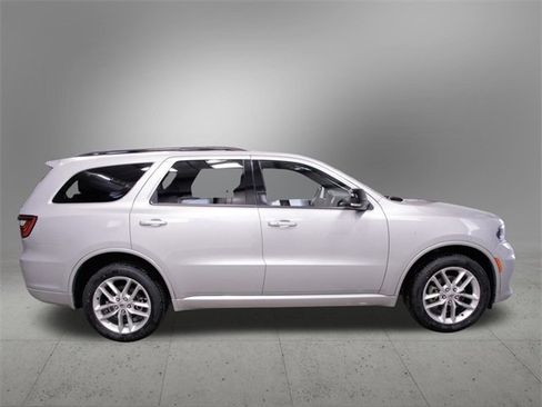 Used 2024 Dodge Durango GT image 8