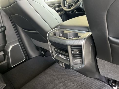 New 2024 RAM 2500 Laramie w/ Night Edition image 28