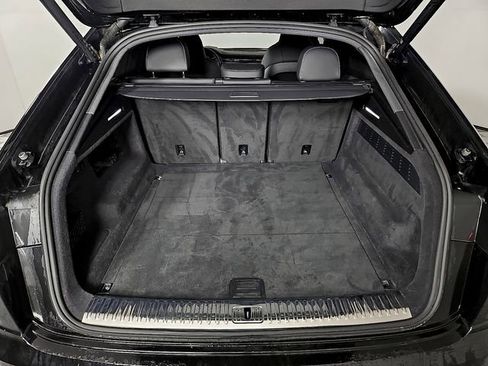 Used 2023 Audi SQ8 Prestige image 31