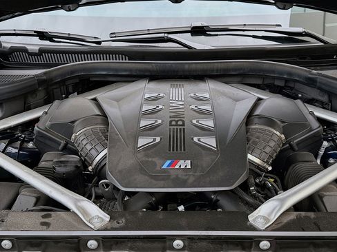 Used 2024 BMW X5 M60i image 36