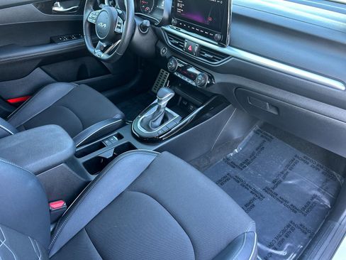 Used 2023 Kia Forte GT-Line w/ GT-Line Technology Package image 14