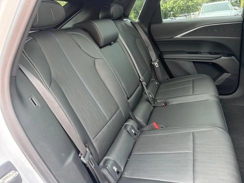 Used 2024 Cadillac Lyriq Sport RWD image 16