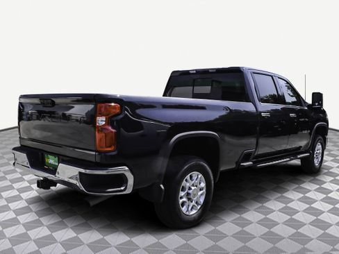 Used 2024 Chevrolet Silverado 3500 LTZ image 8