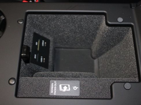 New 2026 Porsche Macan image 31