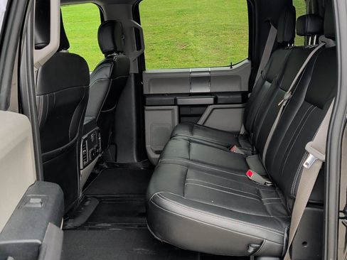 Used 2019 Ford F150 XLT w/ Equipment Group 302A Luxury AWD/4WD image 22