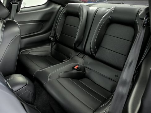 Used 2021 Ford Mustang Shelby GT500 w/ Technology Package image 22