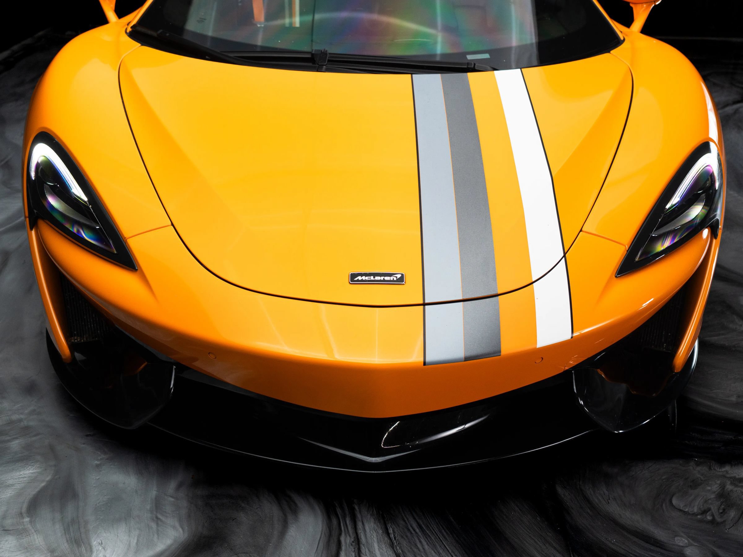 Used 2019 McLaren 570S Spider RWD image 9