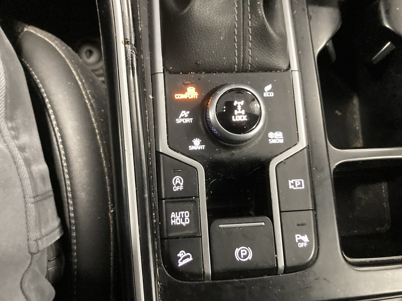Used 2021 Kia Sorento EX w/ Panoramic Sunroof Package AWD/4WD image 15