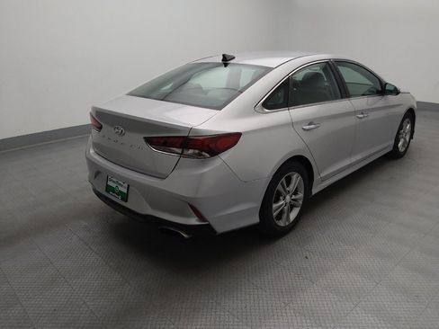 Used 2018 Hyundai Sonata SEL FWD image 9