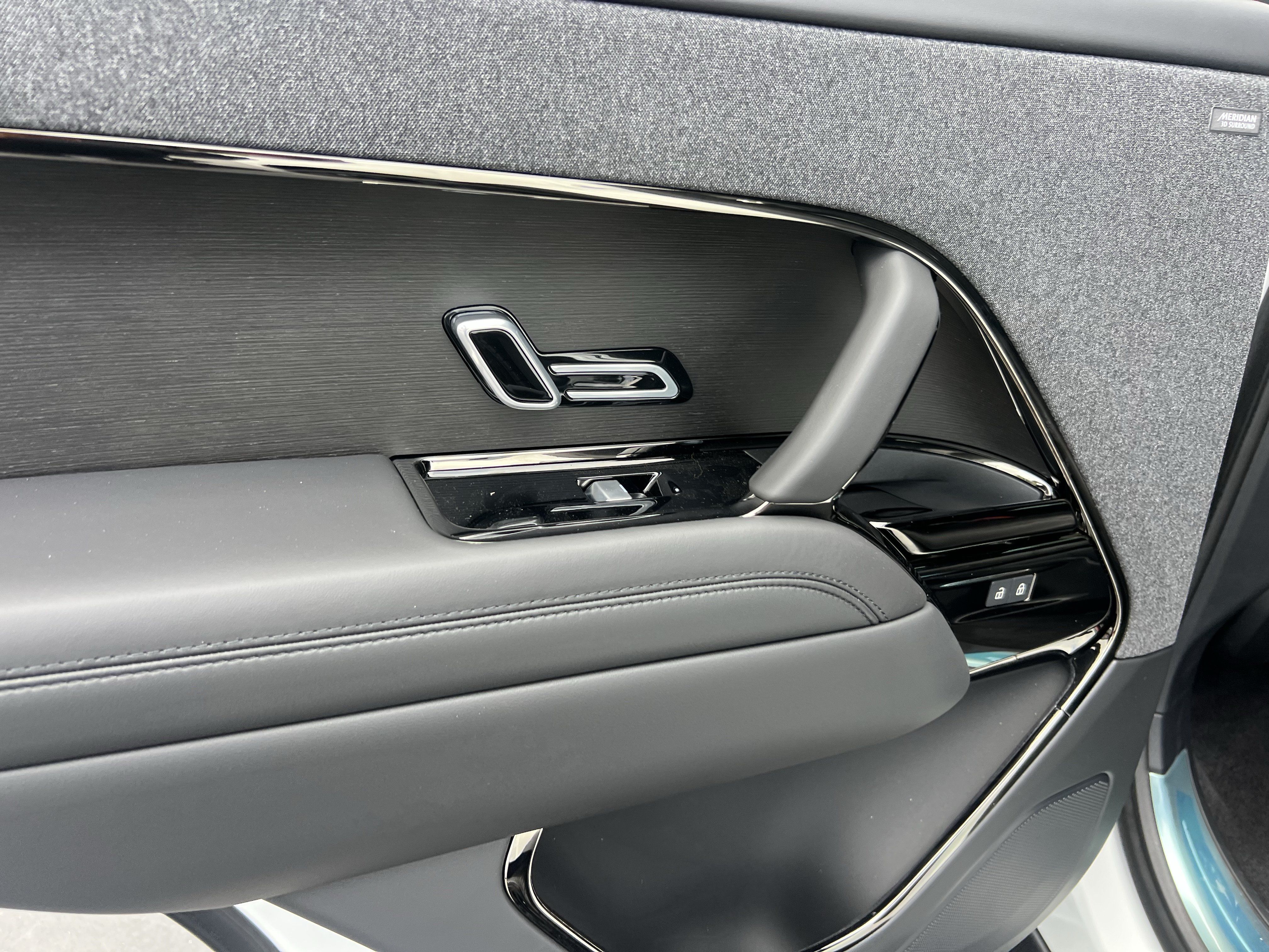 New 2026 Land Rover Range Rover Sport Dynamic SE AWD/4WD image 29