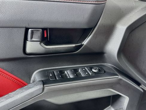 Used 2024 Toyota Tacoma TRD Pro AWD/4WD image 20