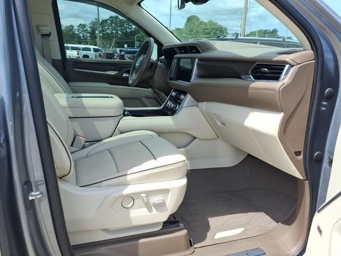 Used 2022 GMC Yukon Denali AWD/4WD image 12