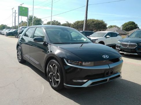 Used 2024 Hyundai Ioniq 5 SEL RWD image 4