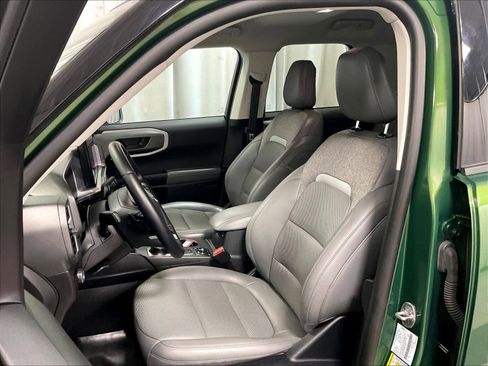 Used 2025 Ford Bronco Sport Badlands image 10