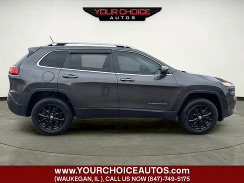 Used 2014 Jeep Cherokee Latitude w/ Comfort/Convenience Group AWD/4WD image 6