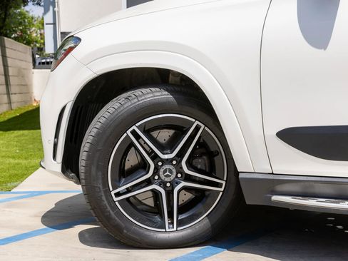 Used 2020 Mercedes-Benz GLE 450 4MATIC image 39