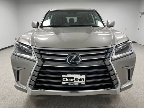 Used 2016 Lexus LX 570 4WD w/ Luxury Package image 3