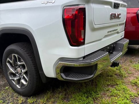 Used 2026 GMC Sierra 1500 SLT w/ SLT Premium Package AWD/4WD image 5