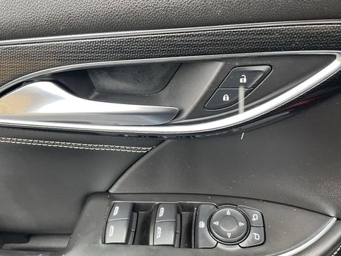 Certified 2022 Buick Envision Preferred w/ Safety Package image 22